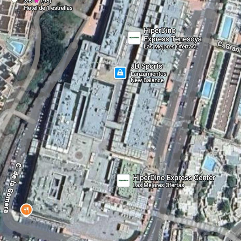 SE ALQUILA LOCAL COMERCIAL SIN TRASPASO EN LA MEJOR ZONA DEL CENTRO COMERCIAL DE PUERTO RICO – GRAN CANARIA