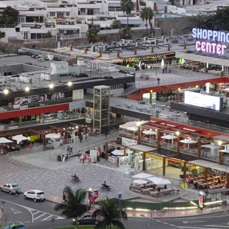 SE ALQUILA LOCAL COMERCIAL SIN TRASPASO EN LA MEJOR ZONA DEL CENTRO COMERCIAL DE PUERTO RICO – GRAN CANARIA