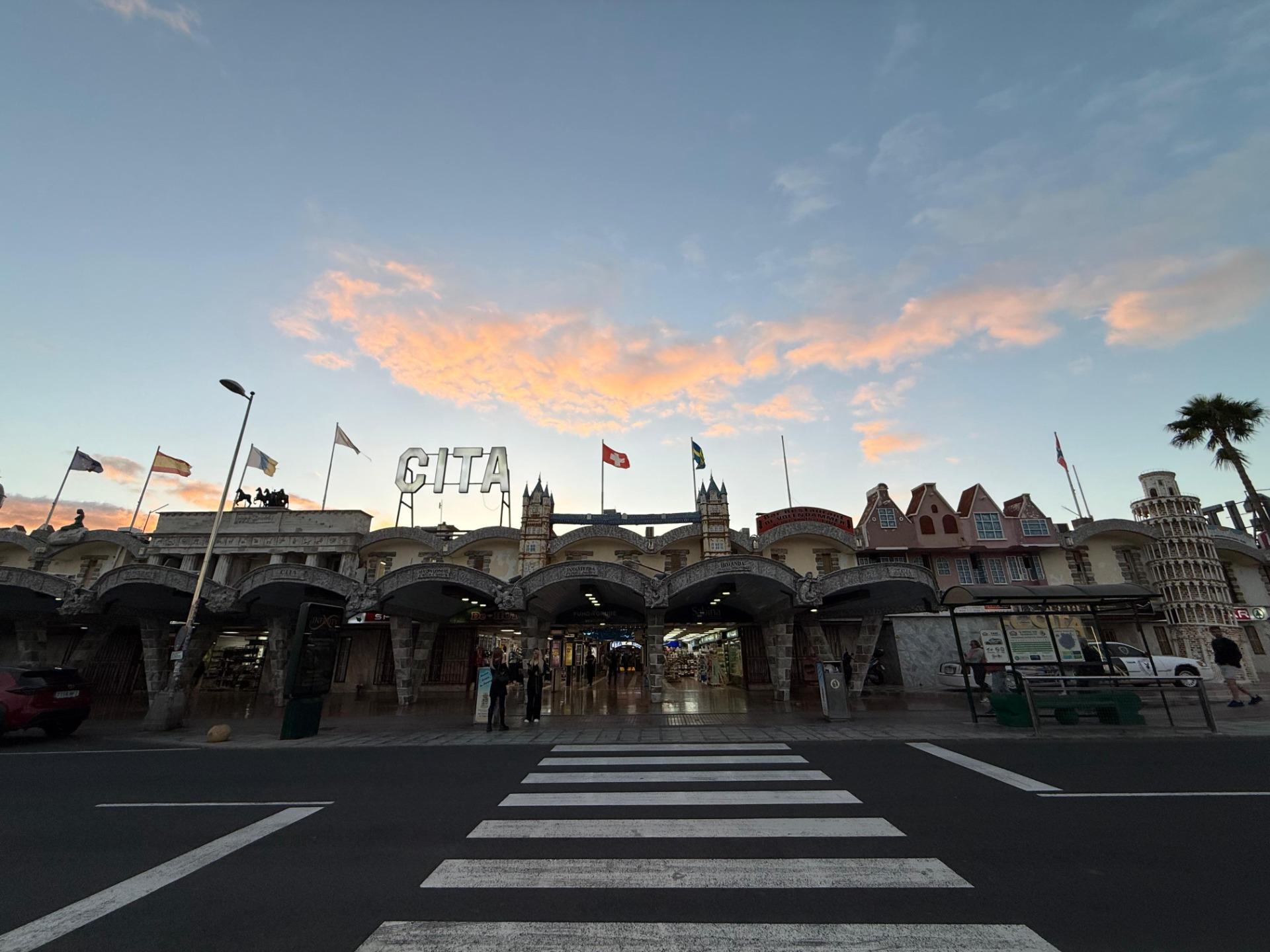 Local comercial versátil en el Centro Comercial Cita