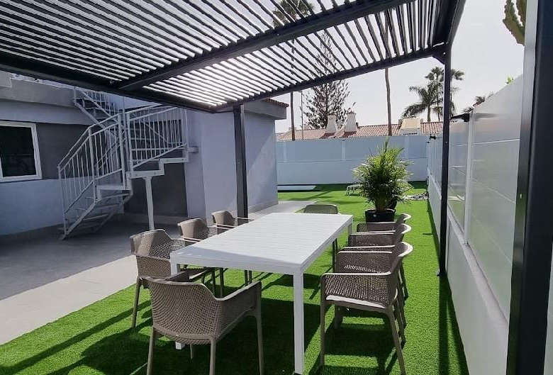Villa de lujo a estrenar en Playa del Inglés