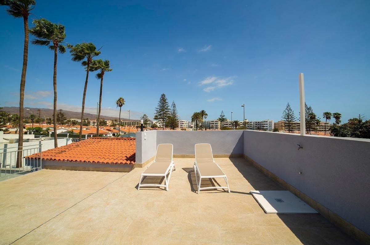 Villa de lujo a estrenar en Playa del Inglés