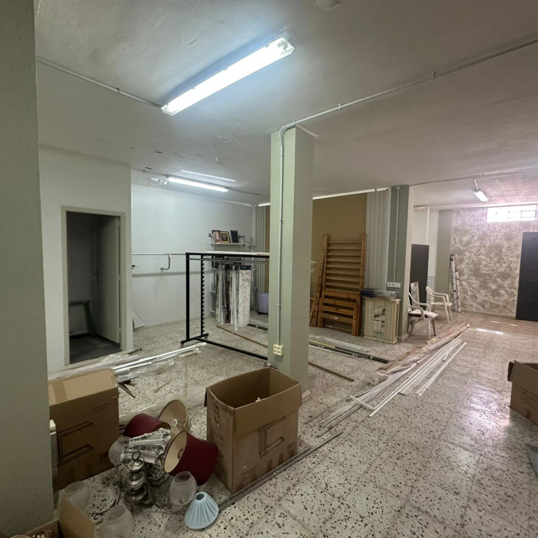 Se alquila amplio local semisótano de 133 m² en San Fernando de Maspalomas,