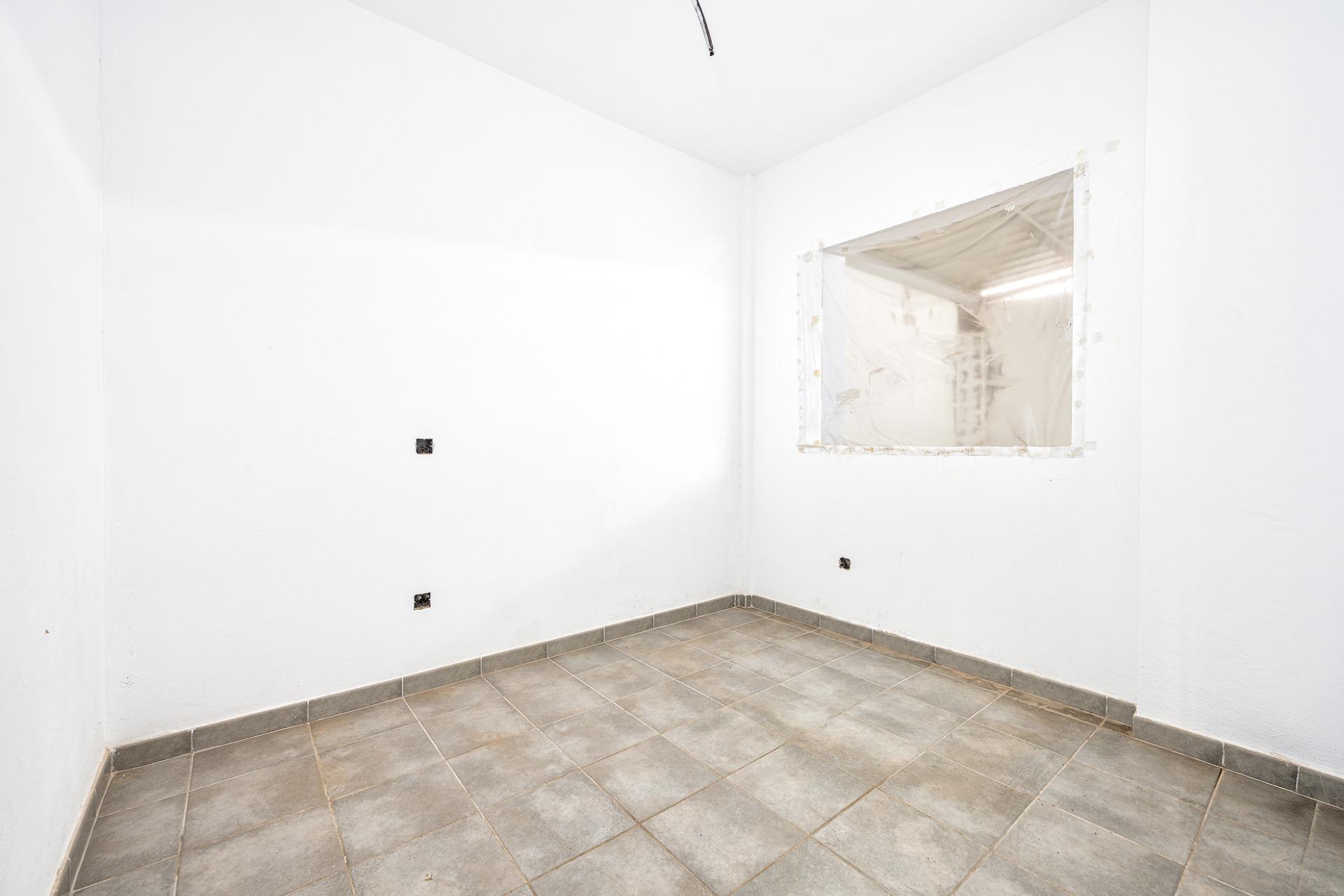 Exclusivo edificio en venta en El Tablero de 4 plantas (Garaje + 2 viviendas + azotea)