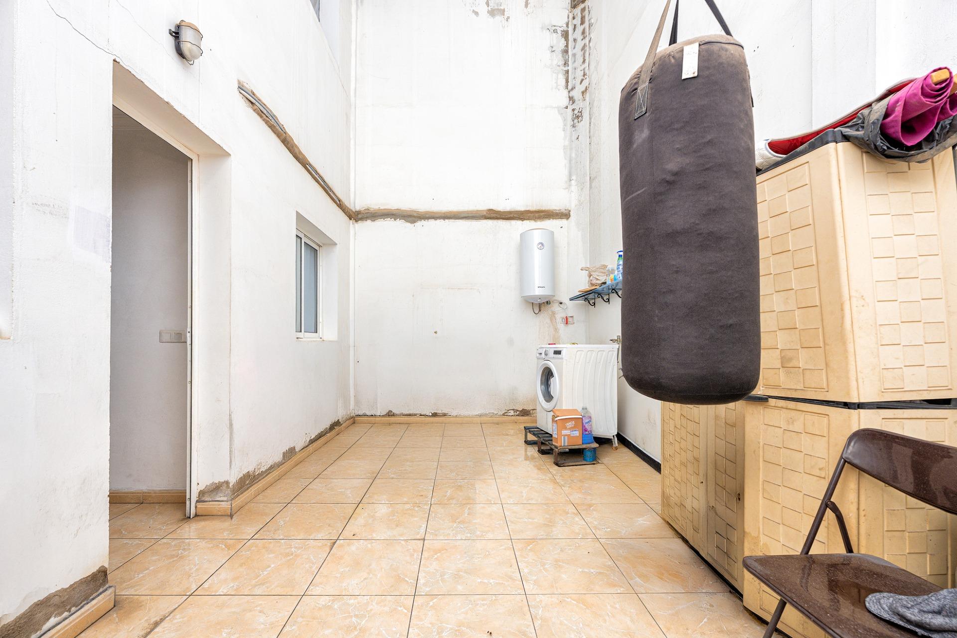 Exclusivo edificio en venta en El Tablero de 4 plantas (Garaje + 2 viviendas + azotea)