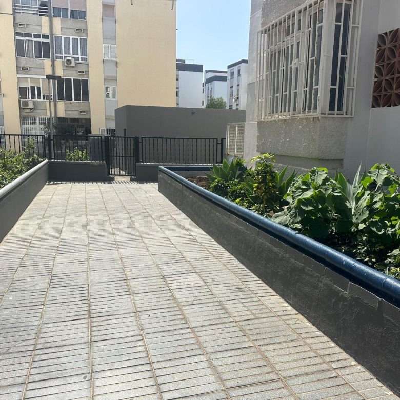 Se alquila amplio local semisótano de 133 m² en San Fernando de Maspalomas,