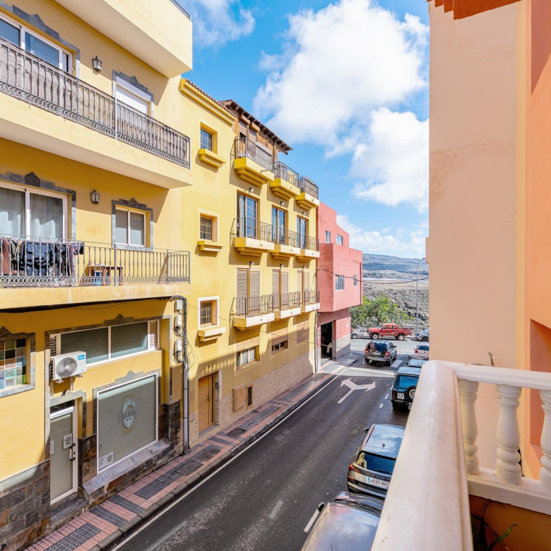 Exclusivo edificio en venta en El Tablero de 4 plantas (Garaje + 2 viviendas + azotea)