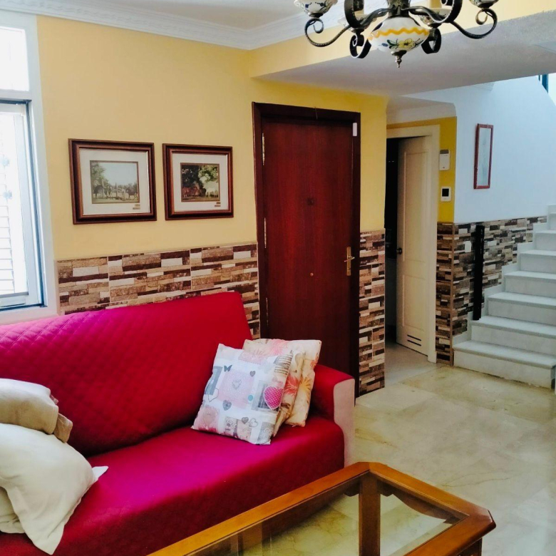Fabuloso dúplex de 4 dormitorios en venta en Puerto Rico.