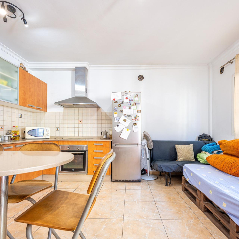 Exclusivo edificio en venta en El Tablero de 4 plantas (Garaje + 2 viviendas + azotea)