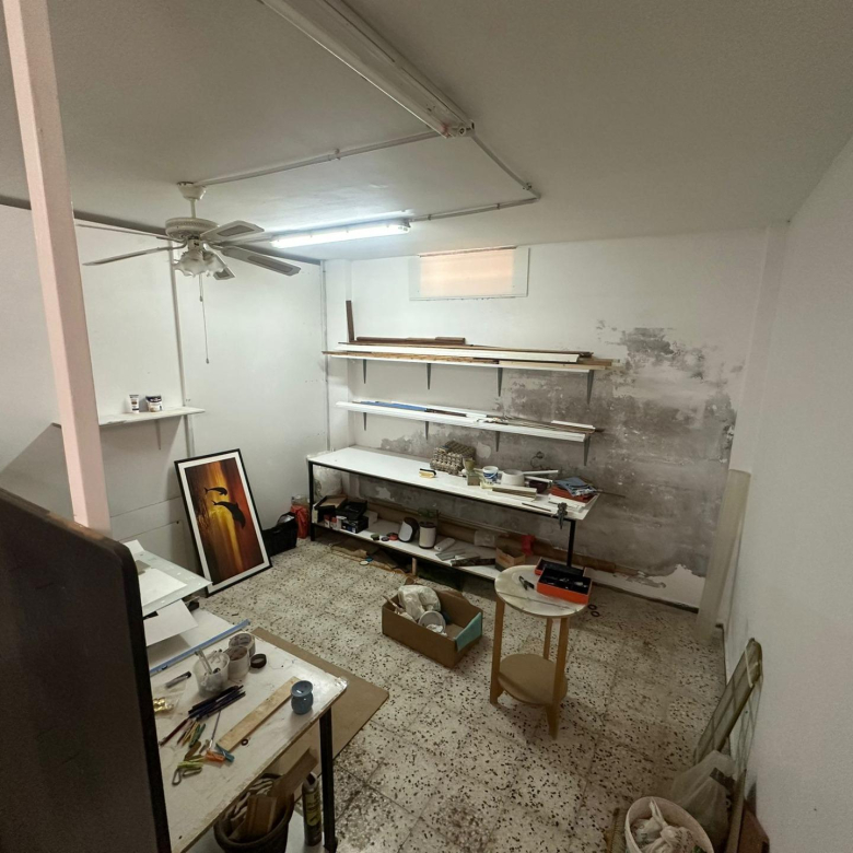 Se alquila amplio local semisótano de 133 m² en San Fernando de Maspalomas,