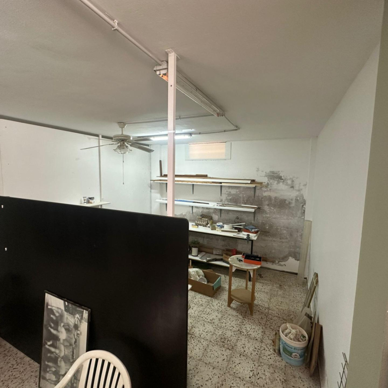 Se alquila amplio local semisótano de 133 m² en San Fernando de Maspalomas,