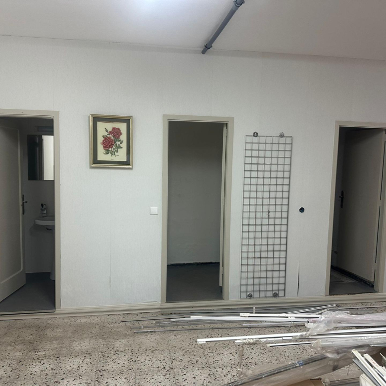 Se alquila amplio local semisótano de 133 m² en San Fernando de Maspalomas,