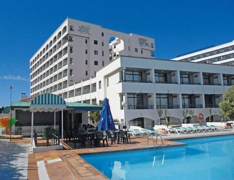 ¡Pequeña joya! Apartamento totalmente reformado a pocos pasos de la playa