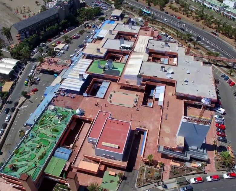 Traspaso de Rentable Restaurante-Pizzería en el Centro Comercial de San Agustín
