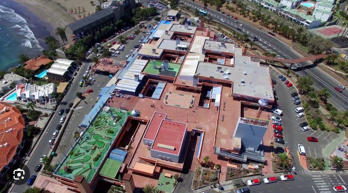 Traspaso de Rentable Restaurante-Pizzería en el Centro Comercial de San Agustín