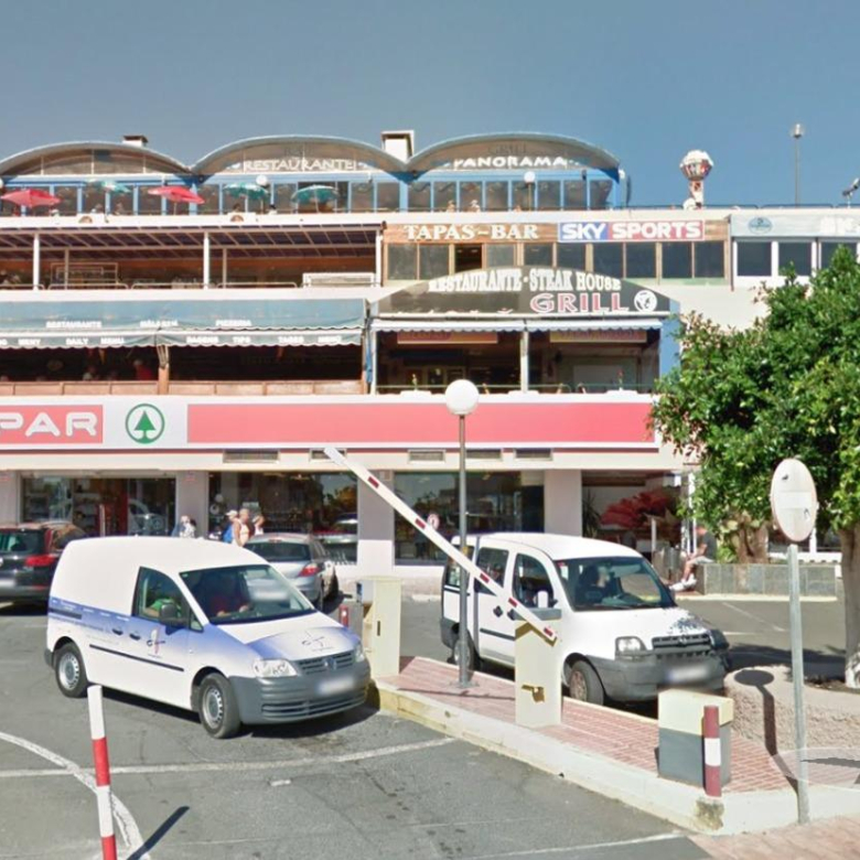Traspaso de Rentable Restaurante-Pizzería en el Centro Comercial de San Agustín