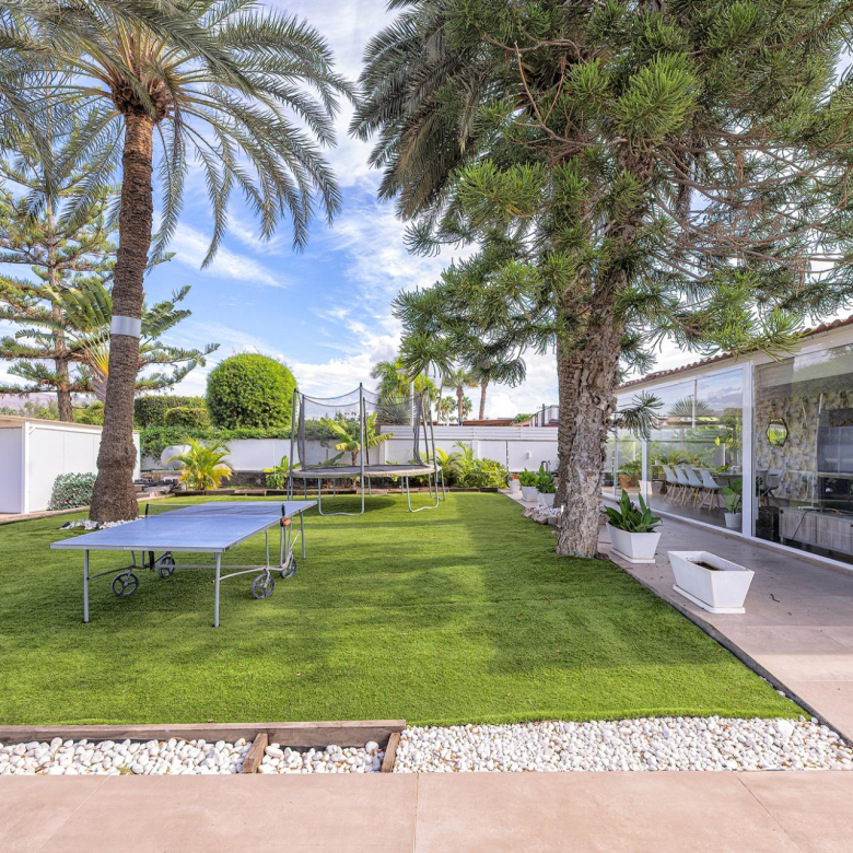 Villa de ensueño de 6 Dormitorios en el Campo de Golf