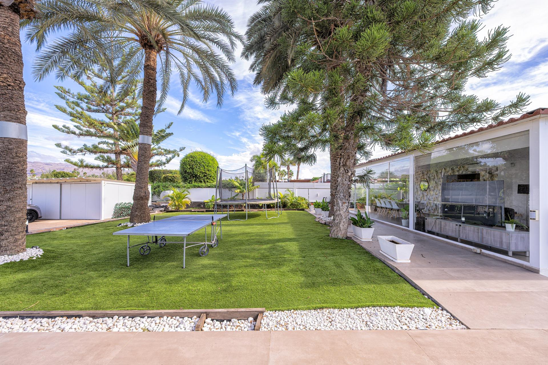 Villa de ensueño de 6 Dormitorios en el Campo de Golf