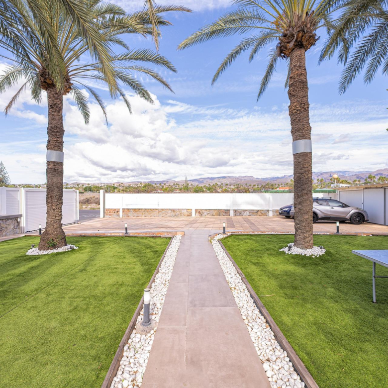 Villa de ensueño de 6 Dormitorios en el Campo de Golf