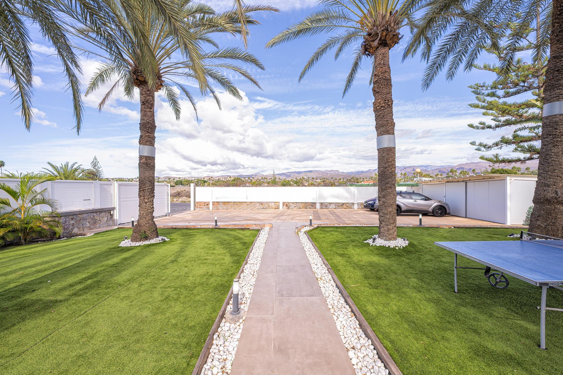 Villa de ensueño de 6 Dormitorios en el Campo de Golf