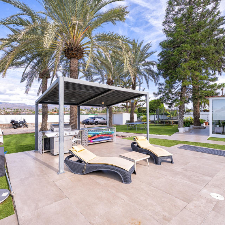 Villa de ensueño de 6 Dormitorios en el Campo de Golf