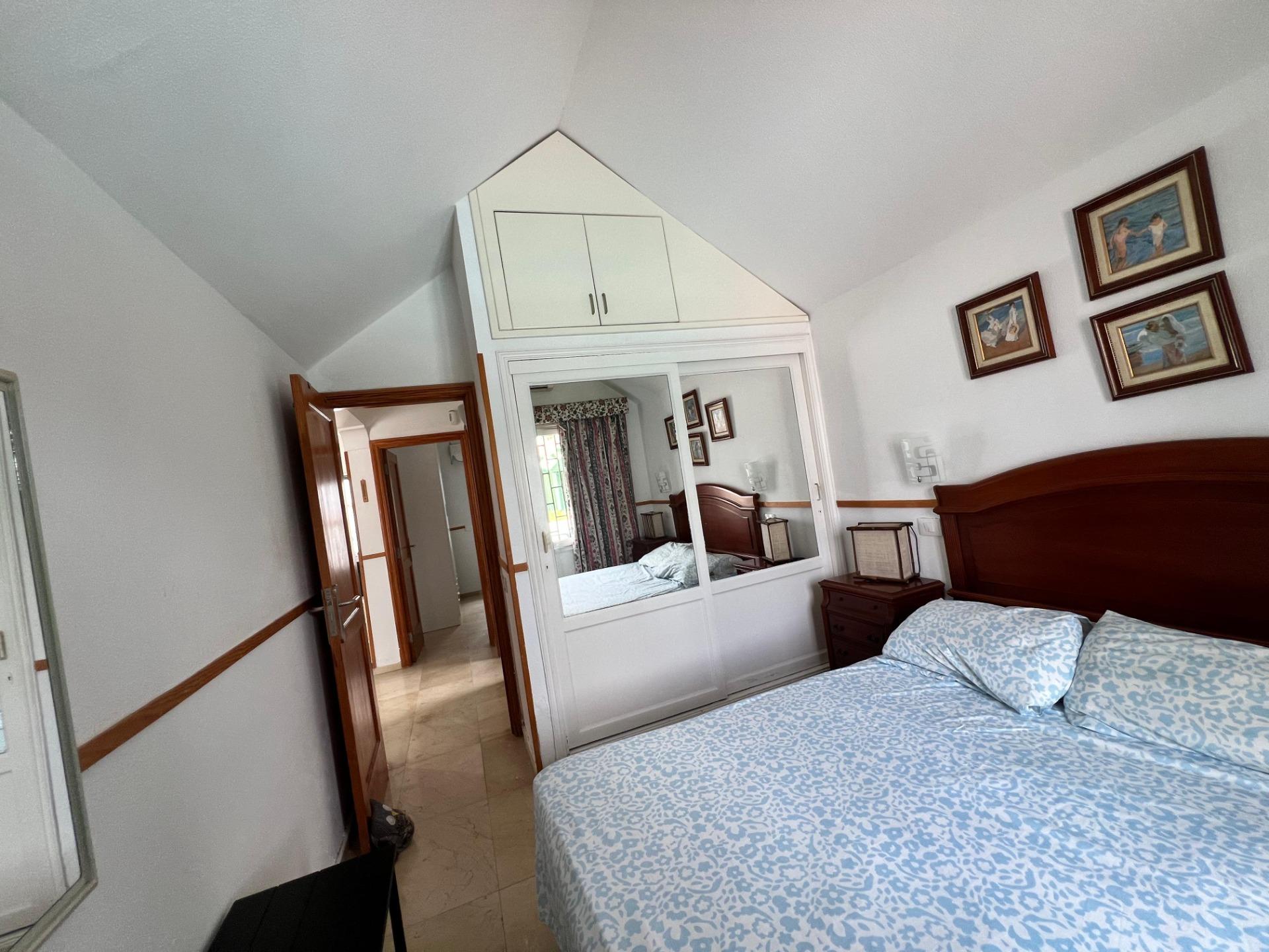Acogedor bungalow de 2 dormitorios en Campo Internacional