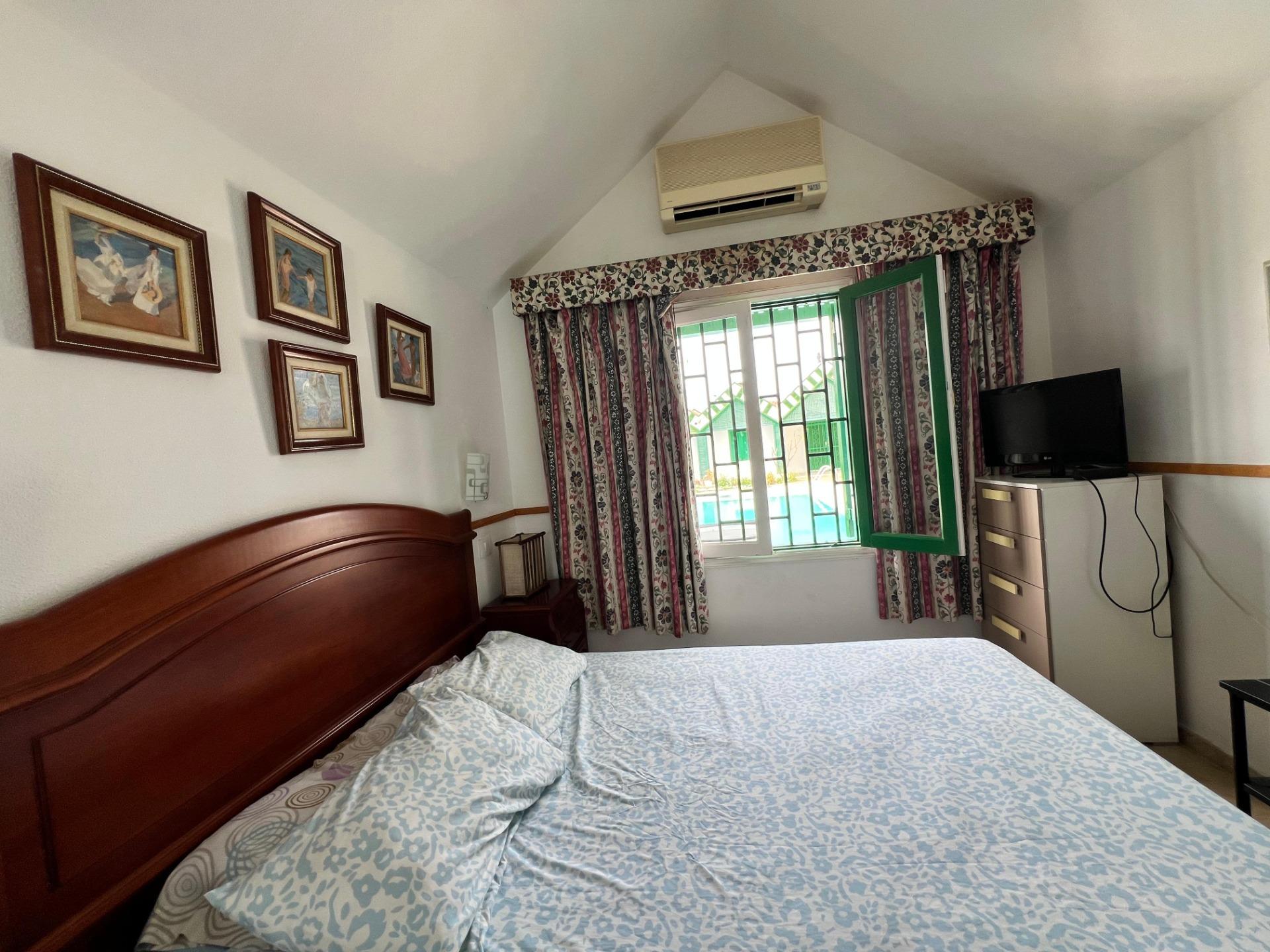 Acogedor bungalow de 2 dormitorios en Campo Internacional