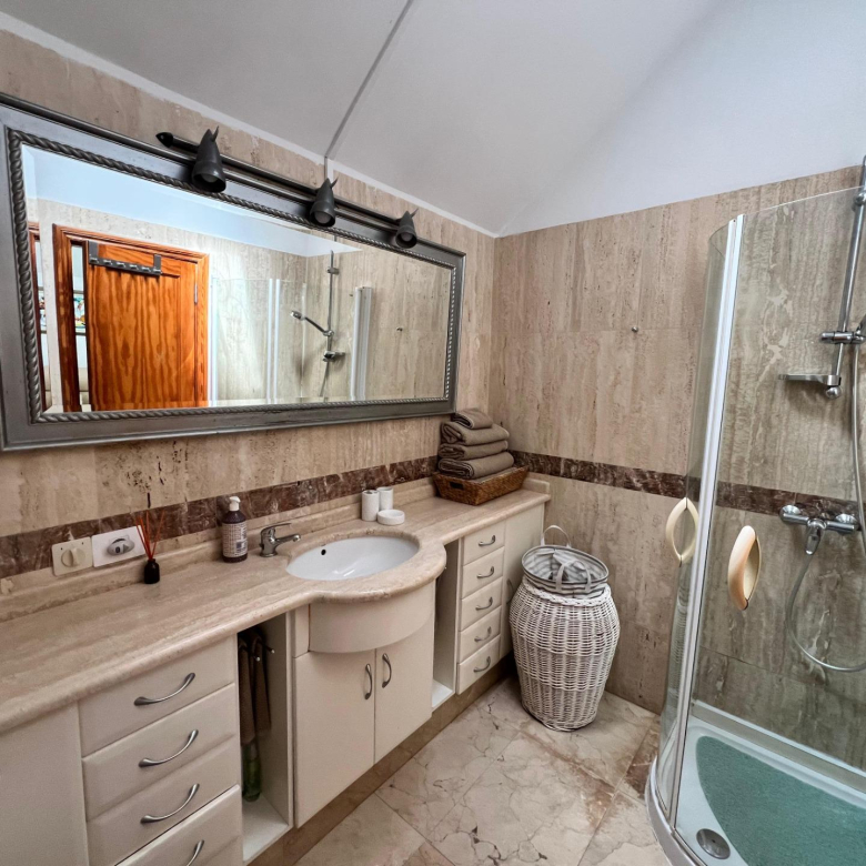 Acogedor bungalow de 2 dormitorios en Campo Internacional