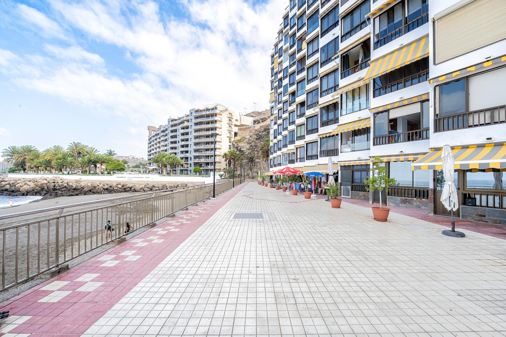 Maravilloso estudio ubicado en primera línea de playa en Patalavaca