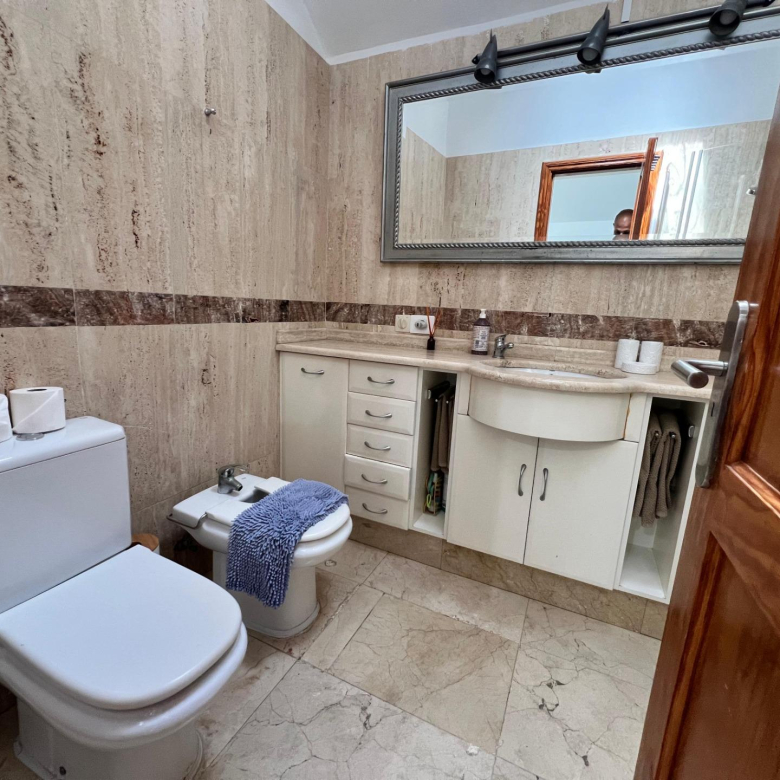 Acogedor bungalow de 2 dormitorios en Campo Internacional