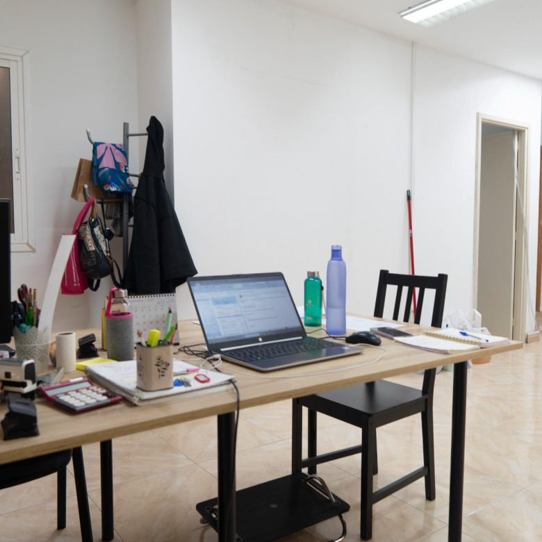 Oficina en venta – Edificio Colón, Centro de Vecindario – Gran Canaria Real Estate ✨
