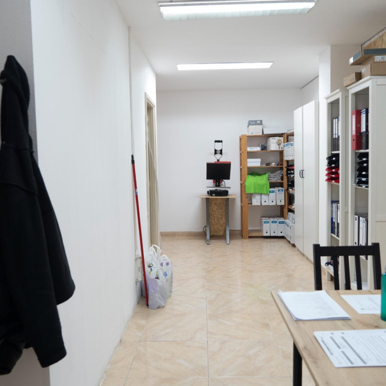 Oficina en venta – Edificio Colón, Centro de Vecindario – Gran Canaria Real Estate ✨