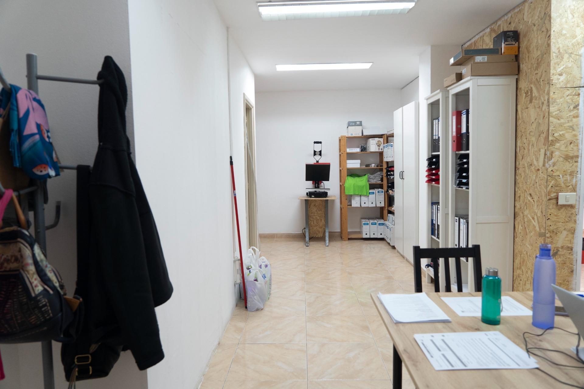 Oficina en venta – Edificio Colón, Centro de Vecindario – Gran Canaria Real Estate ✨