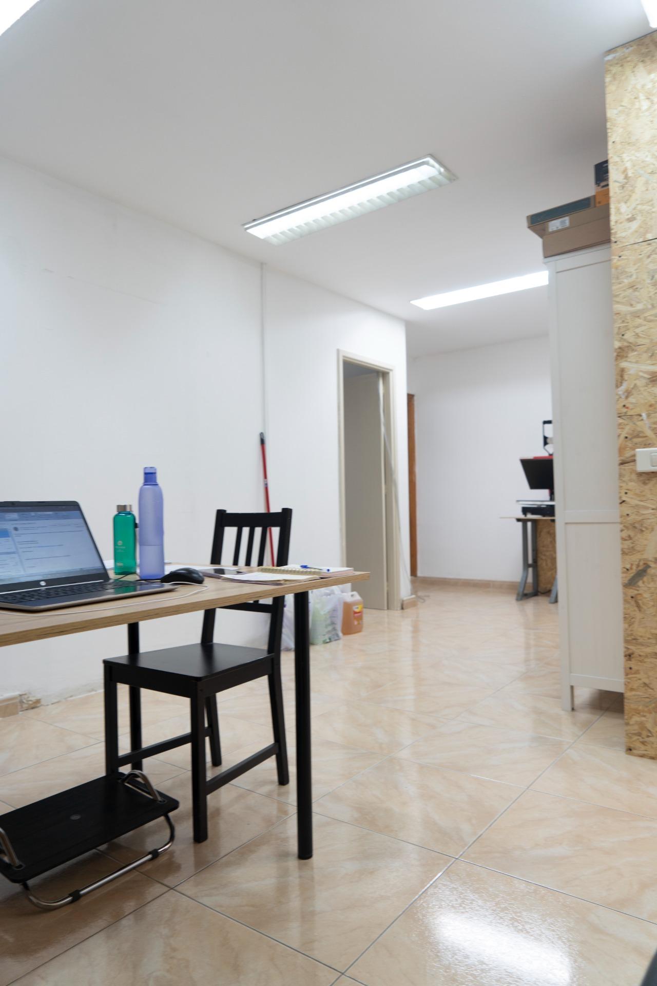 Oficina en venta – Edificio Colón, Centro de Vecindario – Gran Canaria Real Estate ✨