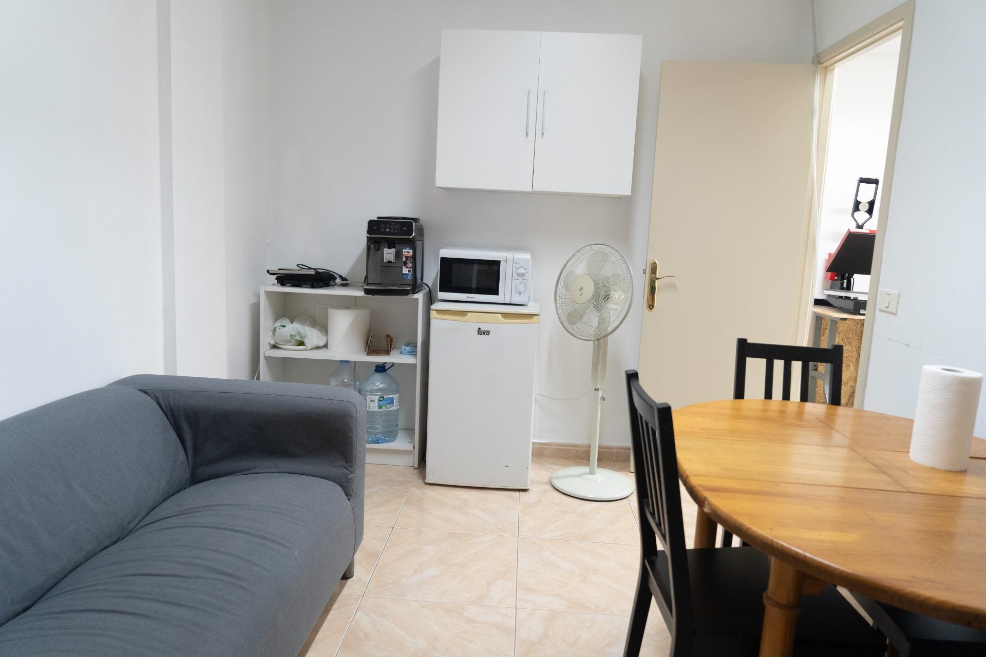 Oficina en venta – Edificio Colón, Centro de Vecindario – Gran Canaria Real Estate ✨