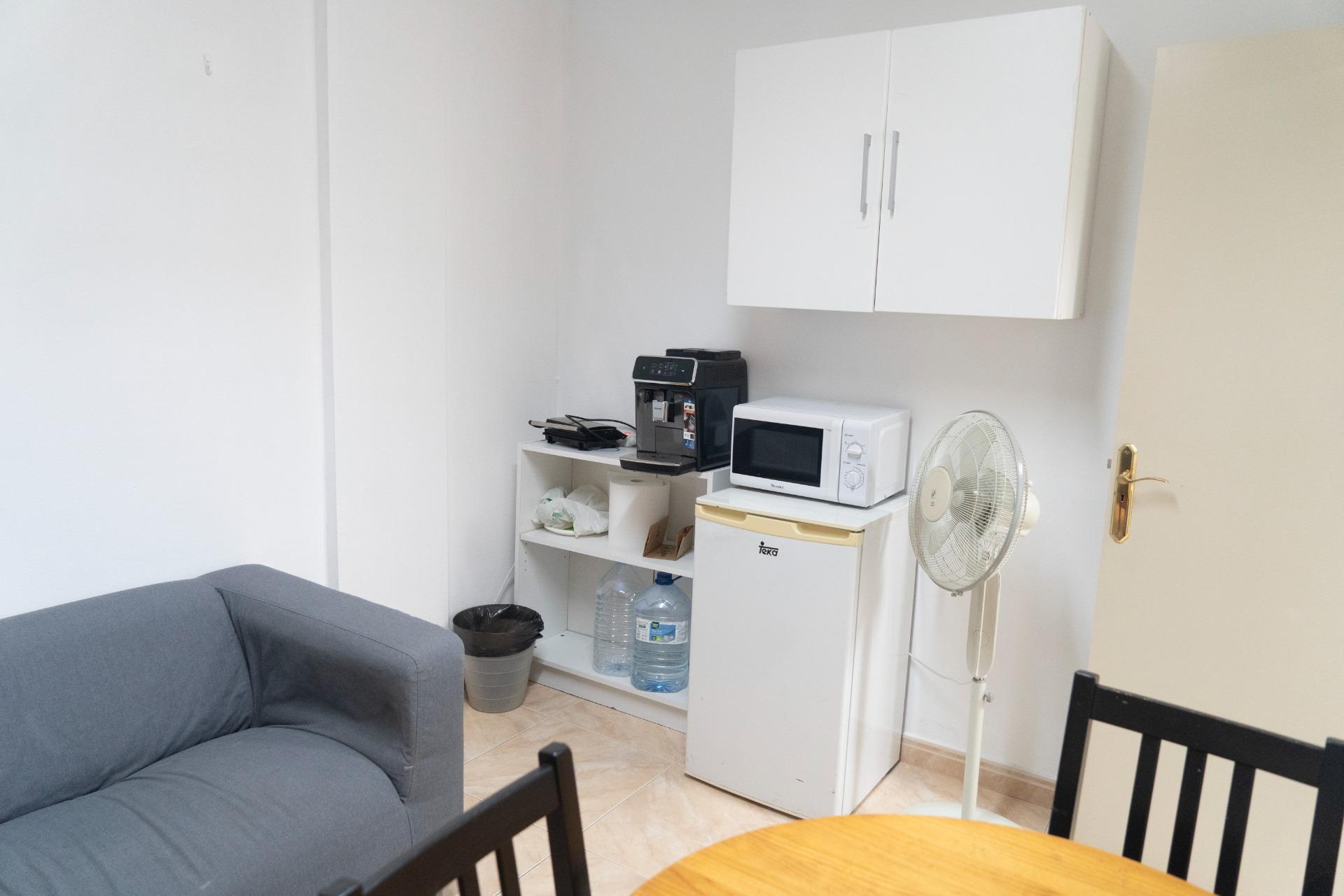 Oficina en venta – Edificio Colón, Centro de Vecindario – Gran Canaria Real Estate ✨