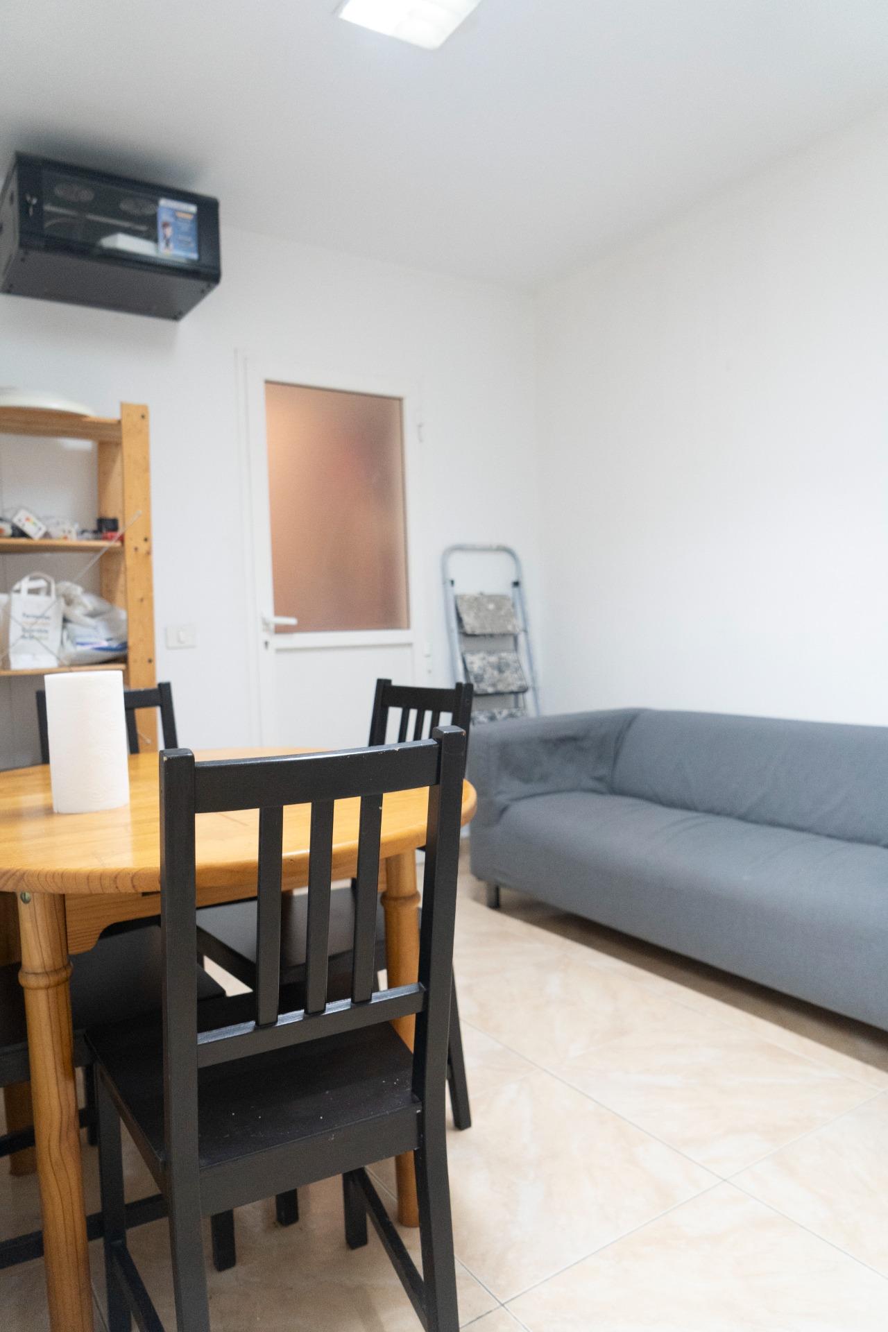 Oficina en venta – Edificio Colón, Centro de Vecindario – Gran Canaria Real Estate ✨