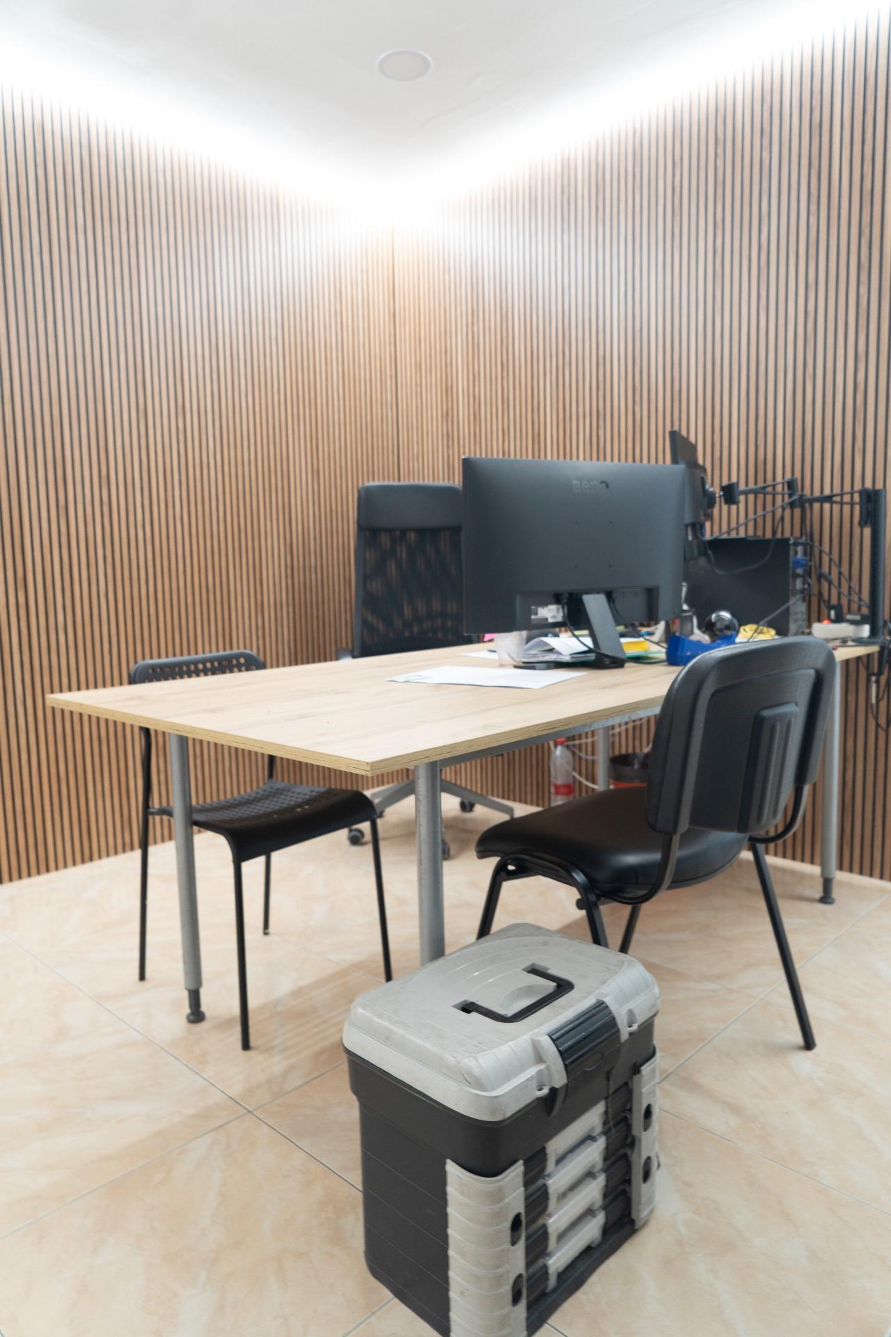 Oficina en venta – Edificio Colón, Centro de Vecindario – Gran Canaria Real Estate ✨