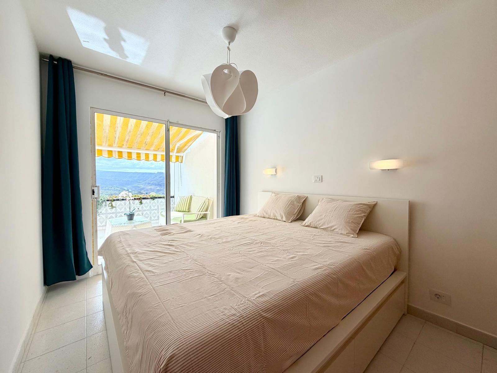 Apartamento con espectaculares vistas al mar sobre Playa del Cura