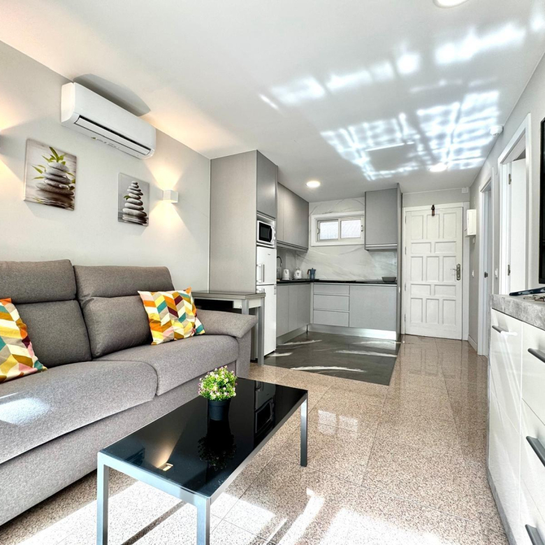 Inversión: Moderno apartamento en la zona turística de Playa del Inglés