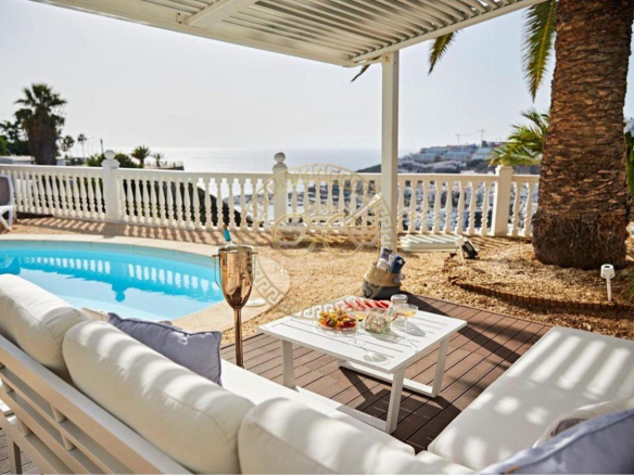 Exclusive dream villa with idyllic private garden, proper pool and sea view