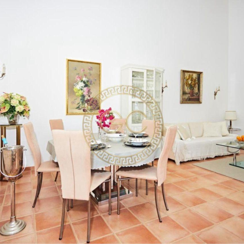 Exclusive dream villa with idyllic private garden, proper pool and sea view