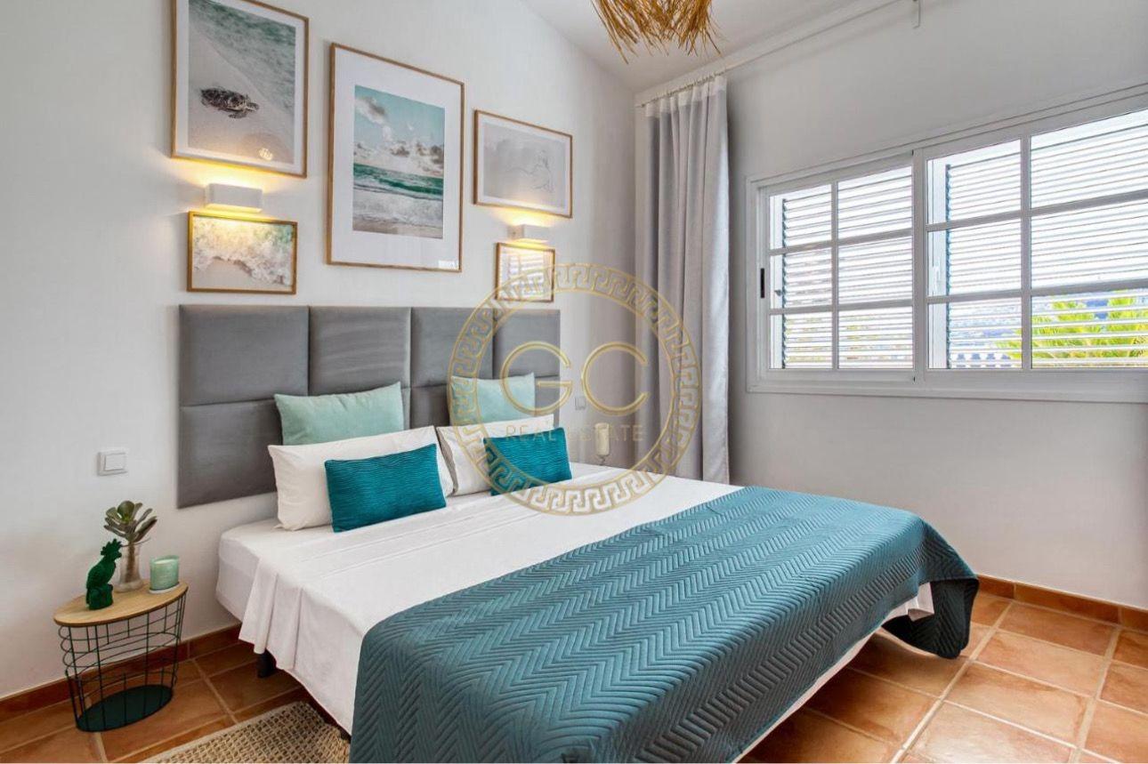 Exclusive dream villa with idyllic private garden, proper pool and sea view