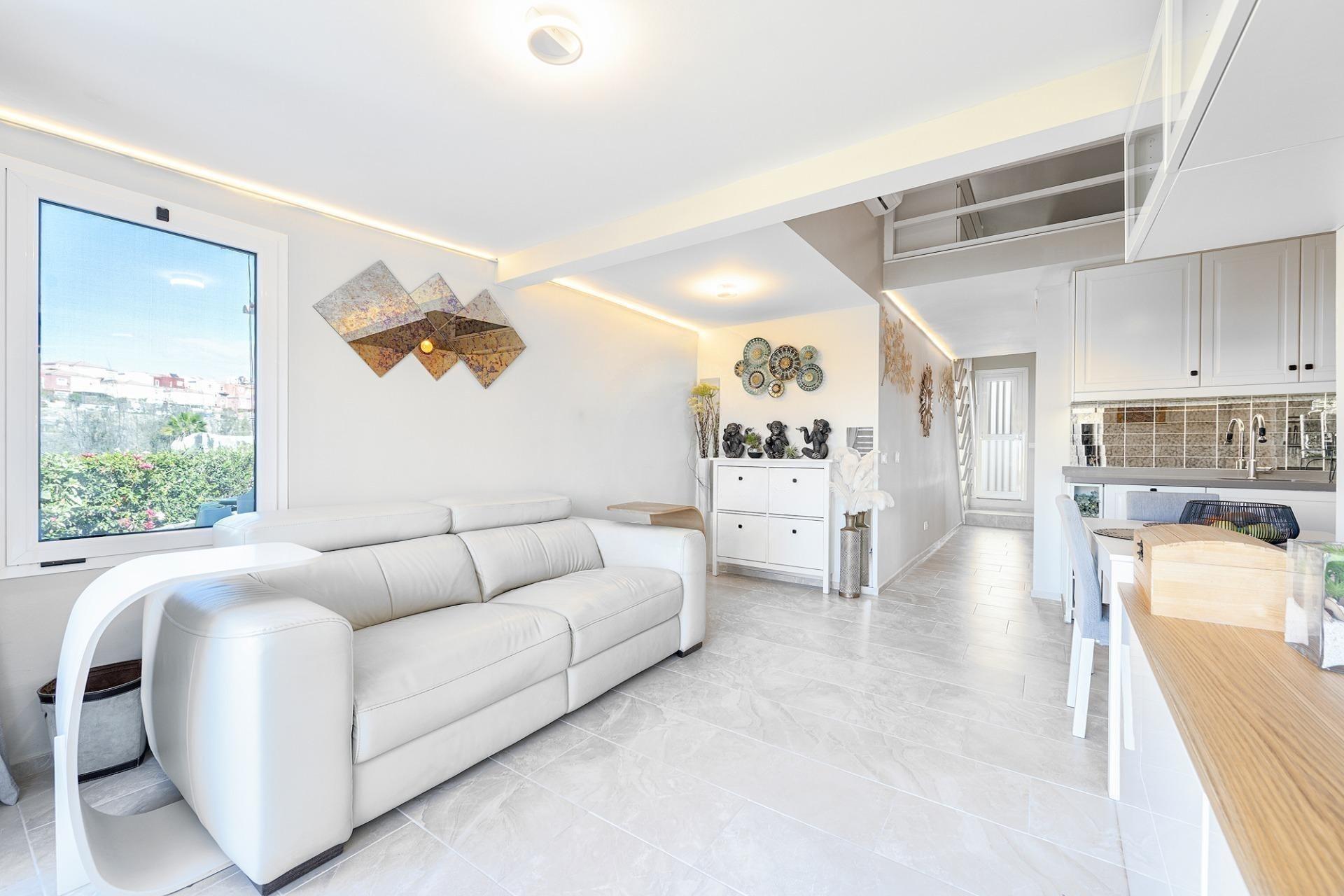 Precioso bungalow en Arguineguín con piscina comunitaria