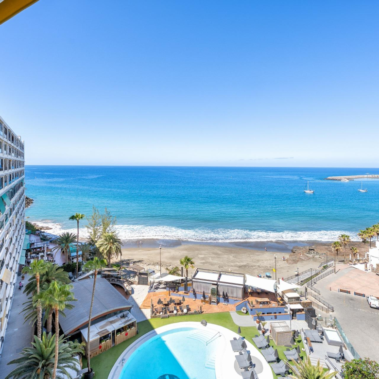Dream views from your 2-bedroom apartment in Patalavaca