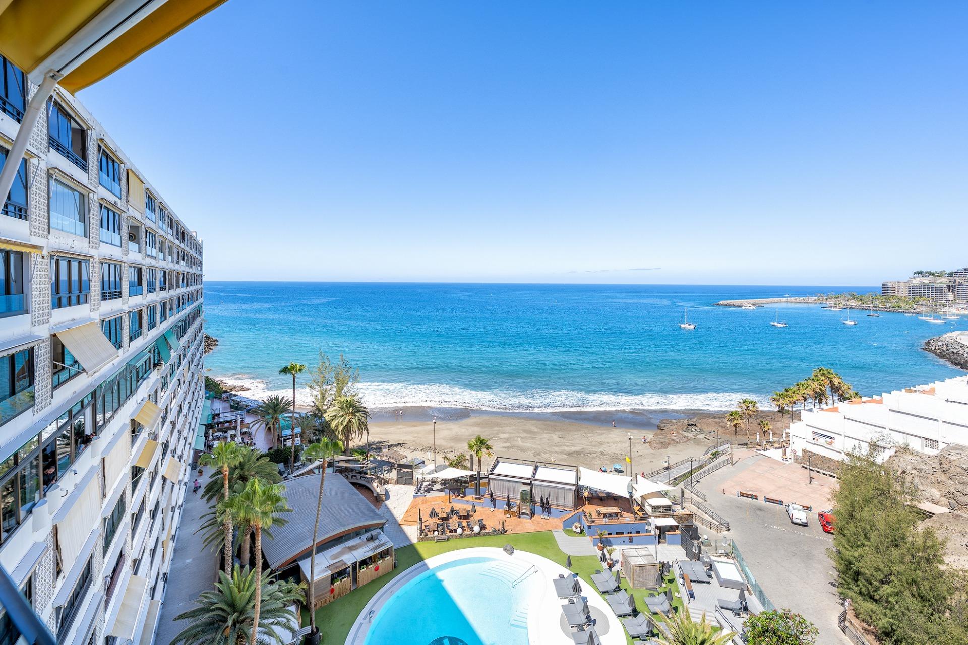Dream views from your 2-bedroom apartment in Patalavaca