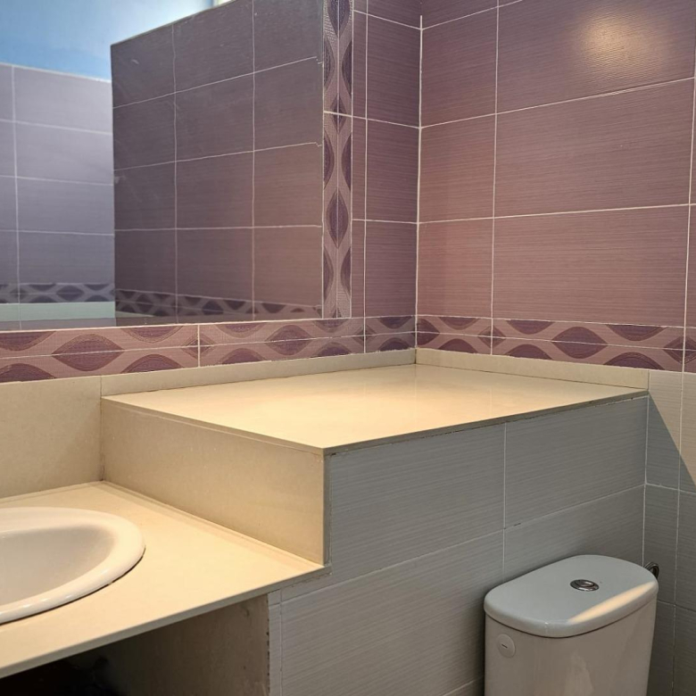 excelente casa terrera en venta con 5 apartamentos independientes en Sardina del Sur
