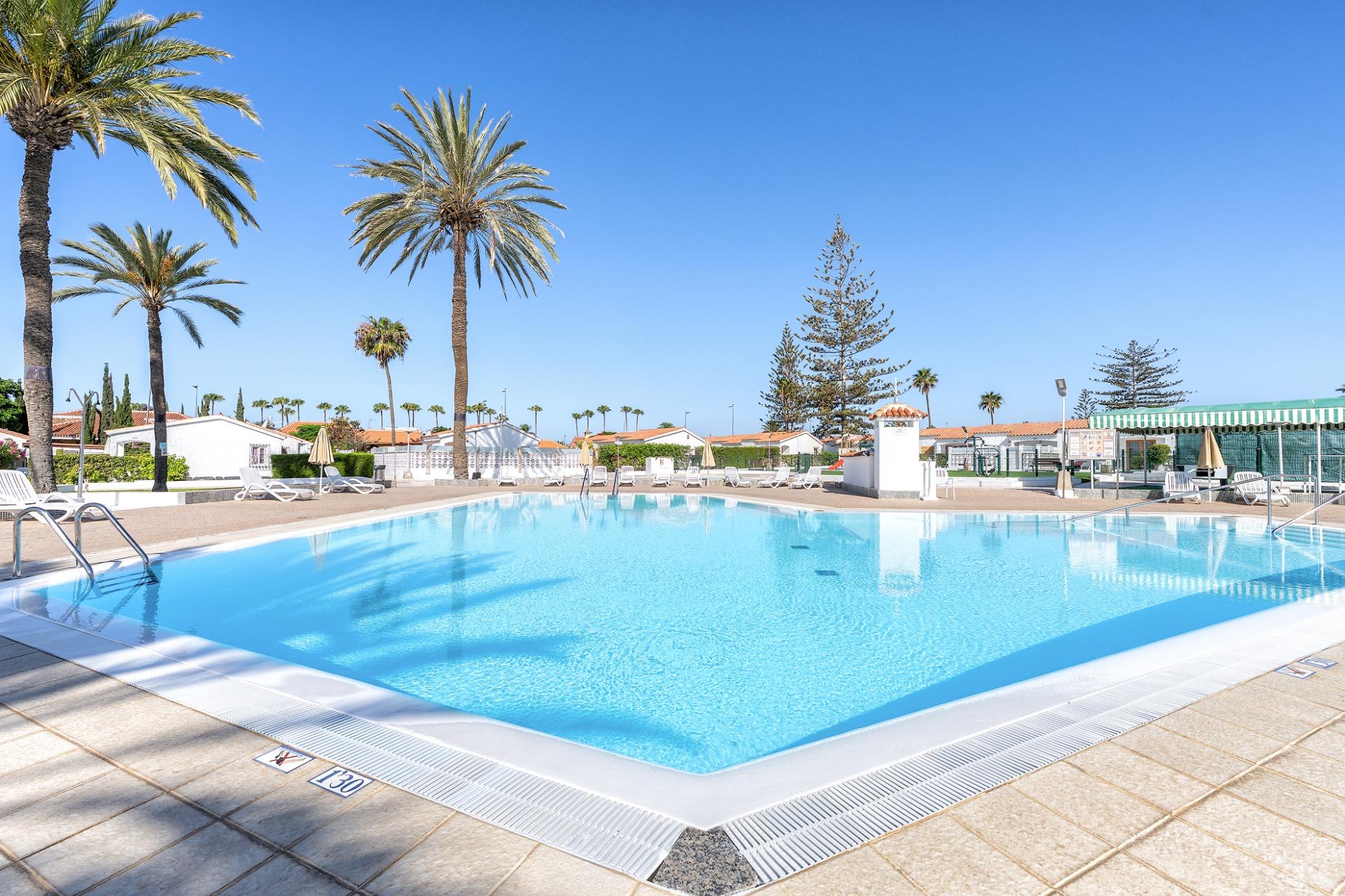 Bungalow de 1 Dormitorio con Doble Terraza en zona premium de Playa del Inglés