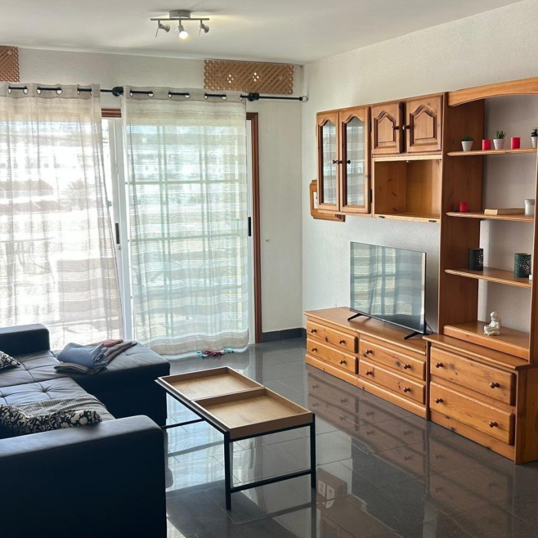 Versatile 2-Bedroom Property in Puerto Rico