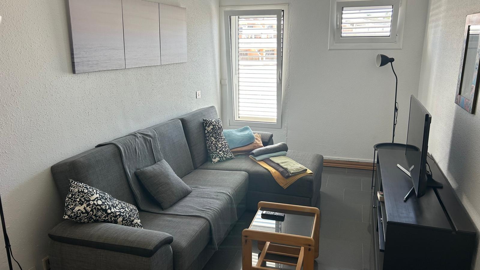 Versatile 2-Bedroom Property in Puerto Rico