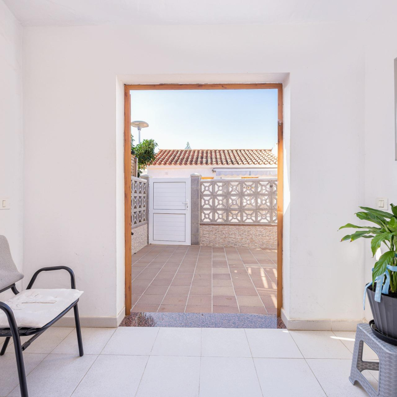 Bungalow de 1 Dormitorio con Doble Terraza en zona premium de Playa del Inglés